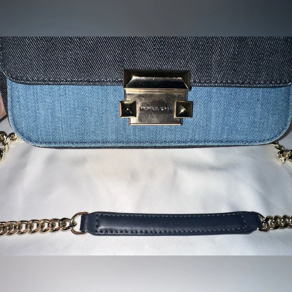 Michael Kors Sloan Small Denim crossbody! - Picture 3 of 9